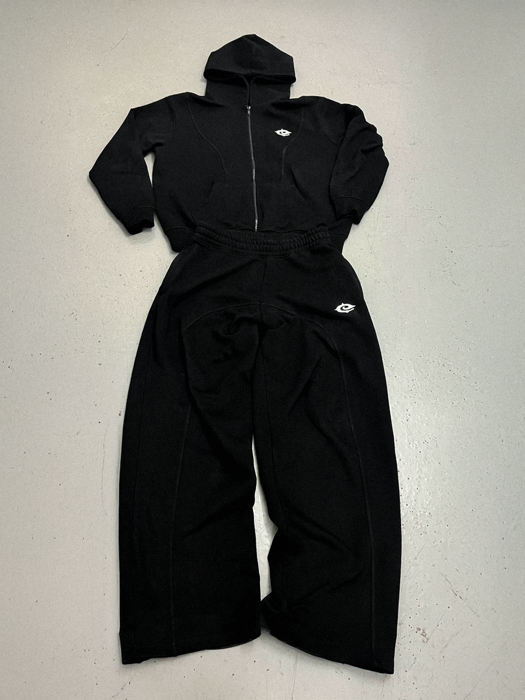 JOGGING NOIR STARTING